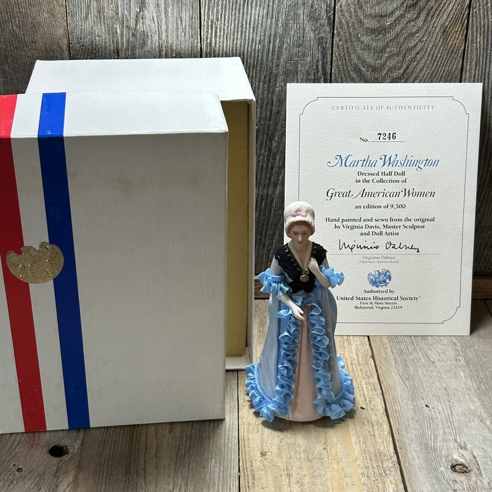 United States Historical Society Martha Washington Dressed Half Doll COA Box